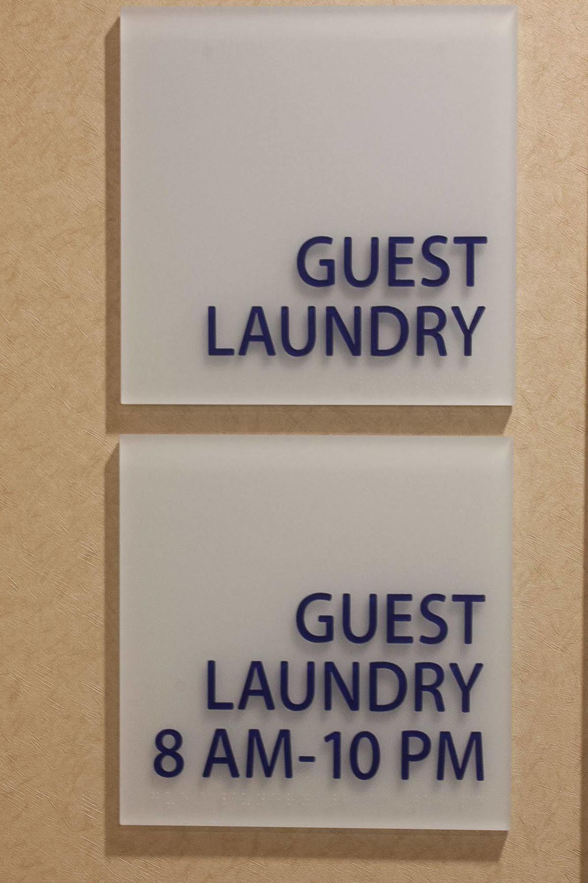 Holiday Inn Express & Suites Youngstown West I 80, An Ihg Hotel Esterno foto