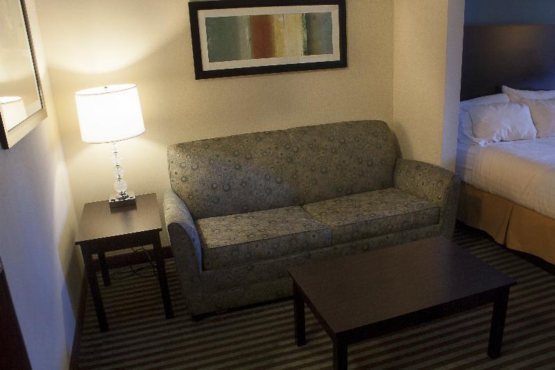 Holiday Inn Express & Suites Youngstown West I 80, An Ihg Hotel Esterno foto